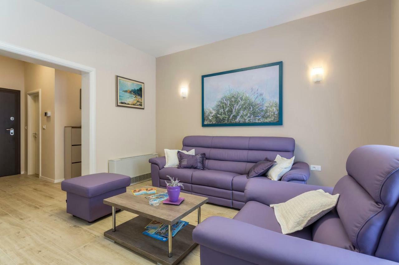 Villa Flores Rogoznica  Extérieur photo